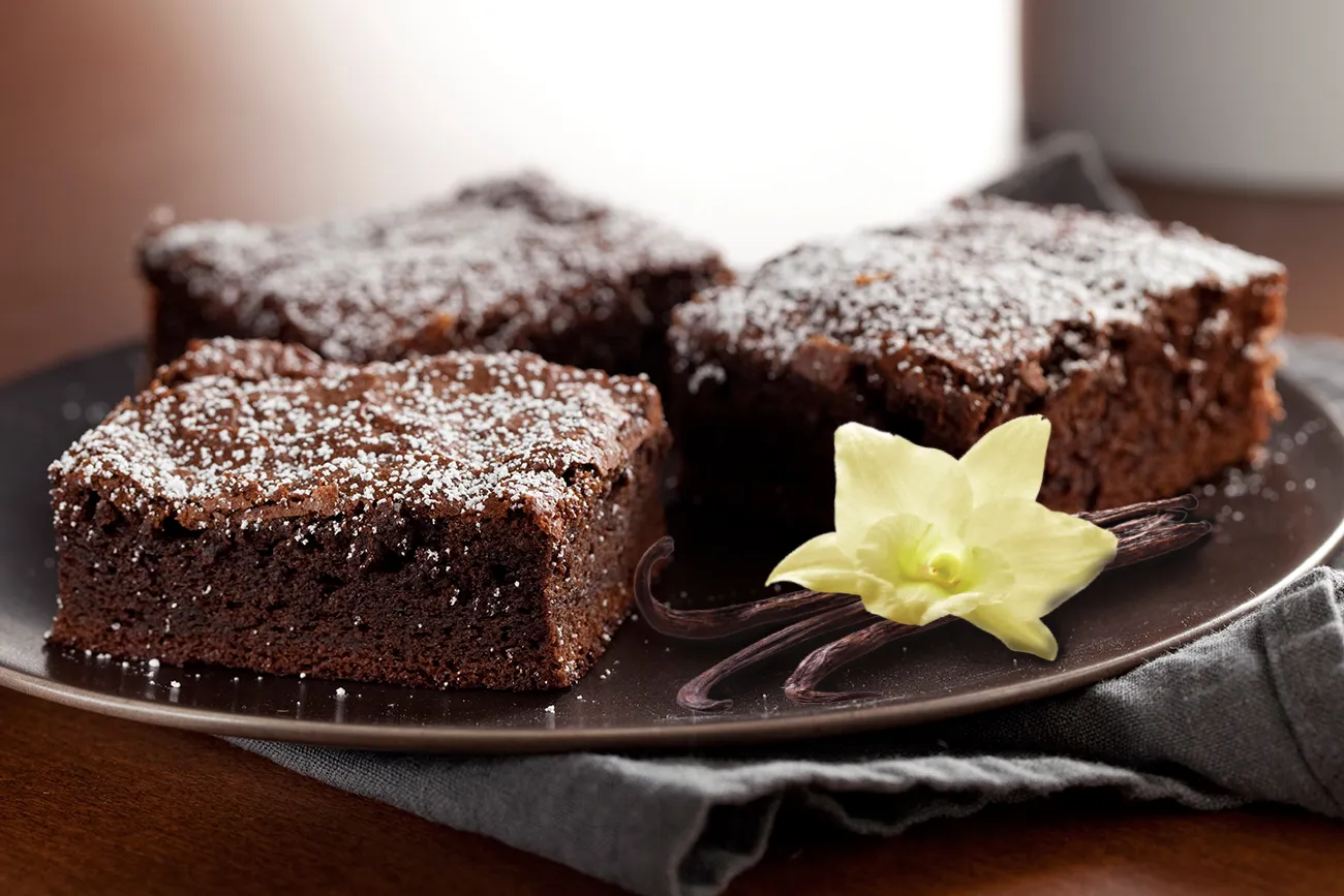 Beitragsbild zum Artikel: Schoko-Vanille Low Carb Brownies