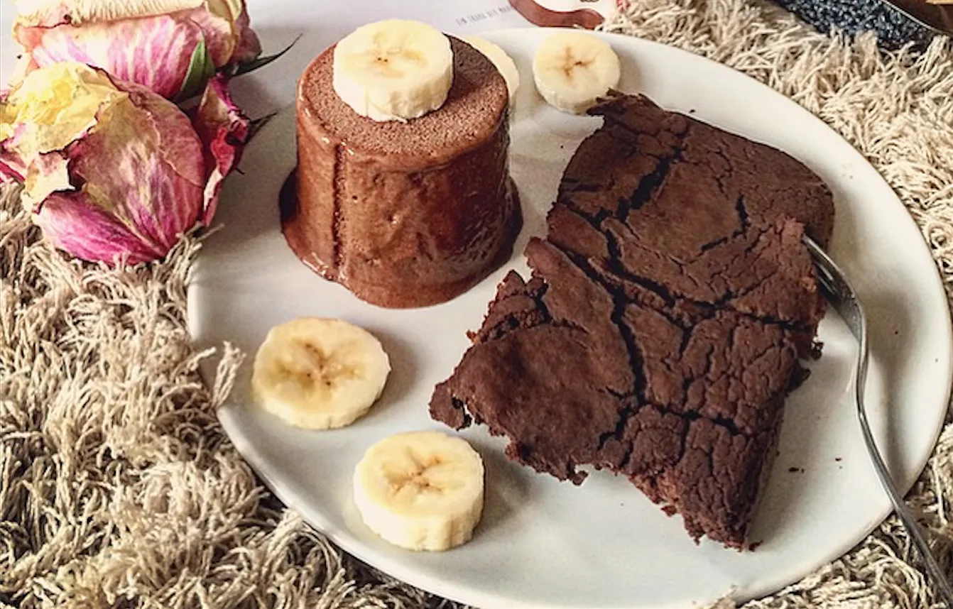 Abbildung zum Artikel: Vegane Brownies mit extra viel Eiweiß und Schokolade